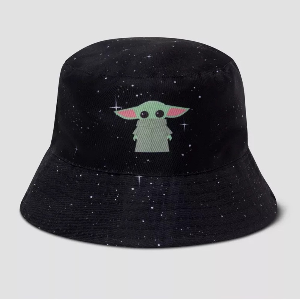 Star Wars The Mandalorian Baby Yoda Reversible Bucket Hat